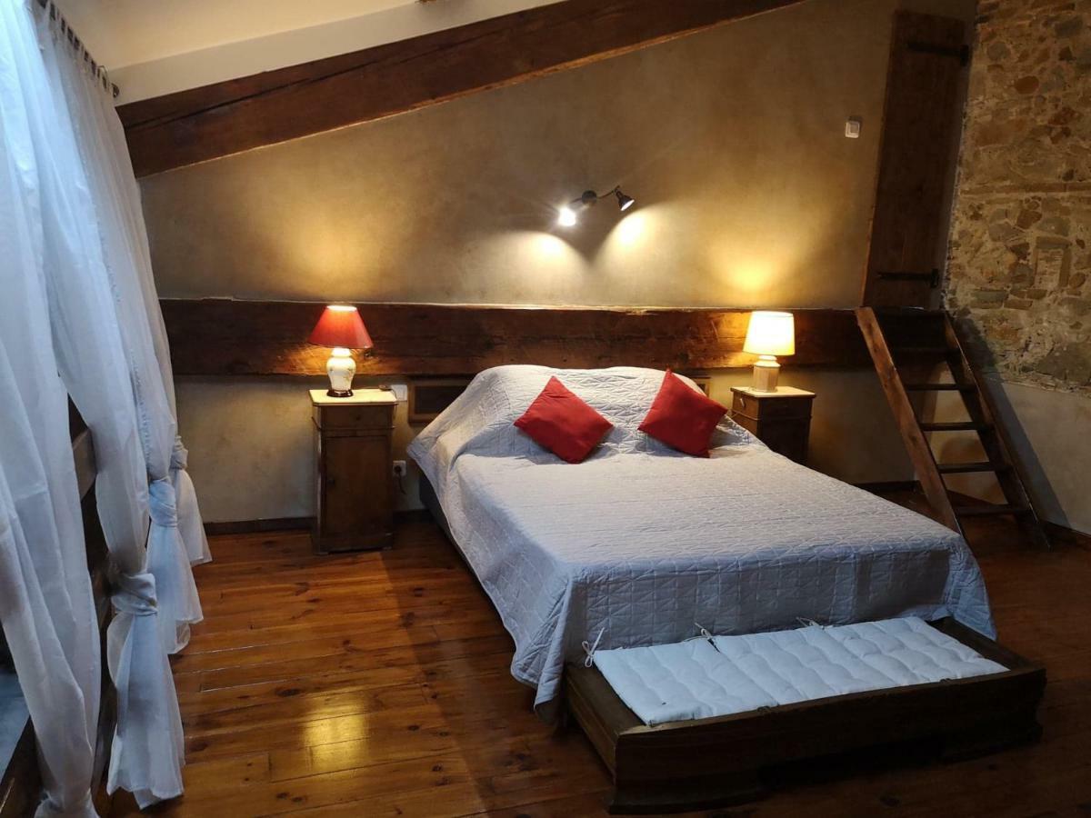 Hotel El Castell Embruixat Saint-Hippolyte  Exteriér fotografie